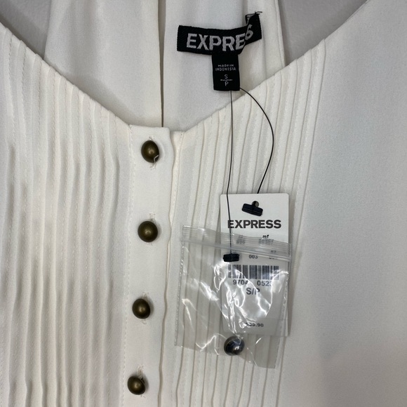 EXPRESS white camisole front pleats and brass buttons - Picture 3 of 6